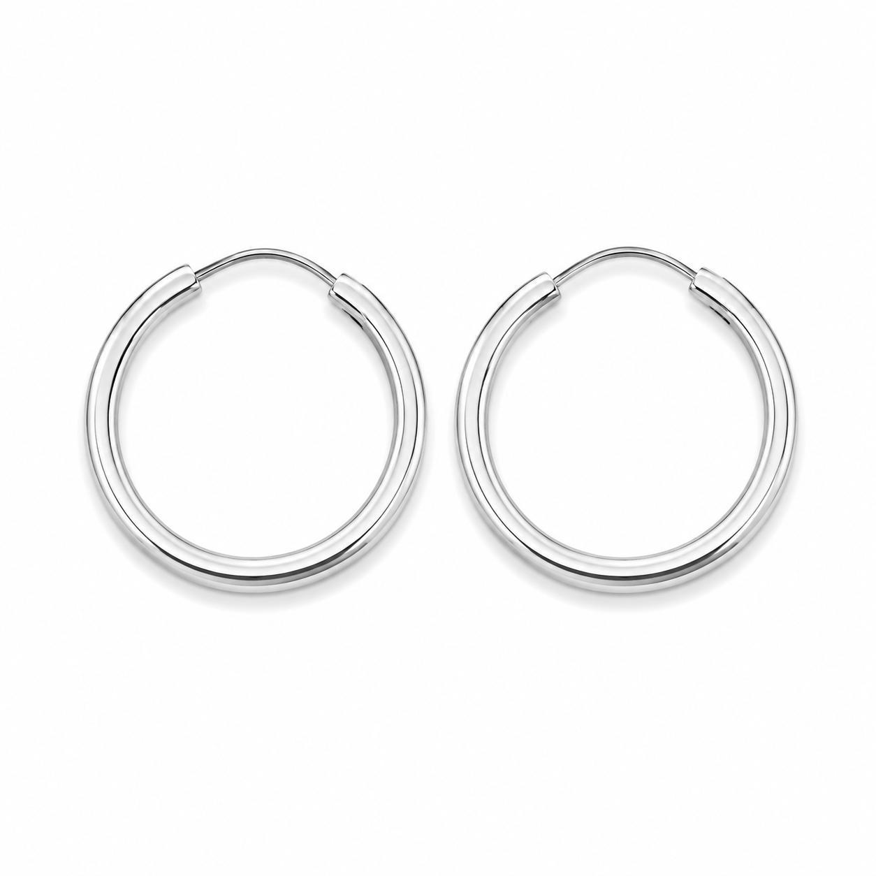 Argola Redonda Fio Triangulo 1,5cm 0,8g